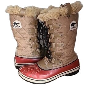 Sorel Trail Autumn Bronze Tofino Boot